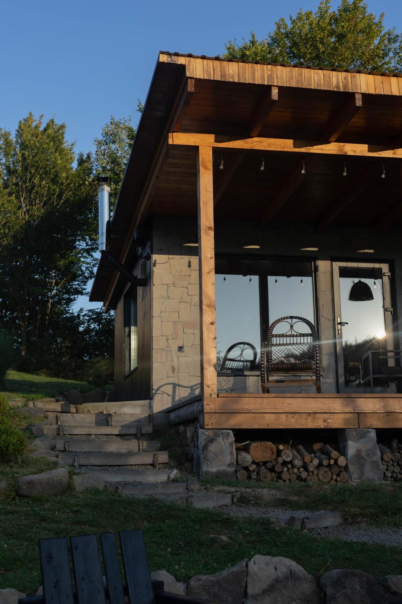 гірські будиночки Holiday home *
