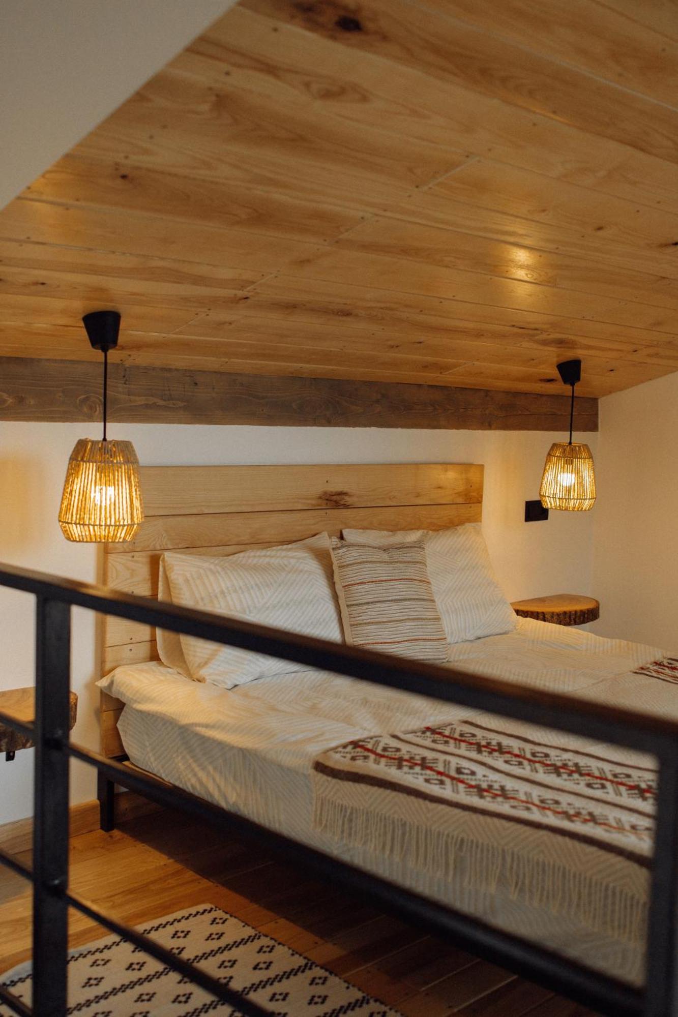 гірські будиночки Holiday home Zhdeniievo